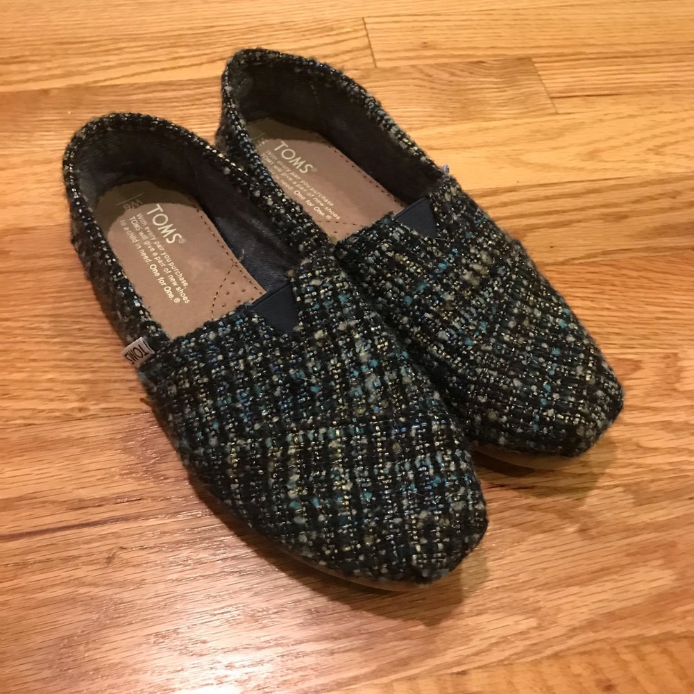 Tom’s tweed flats